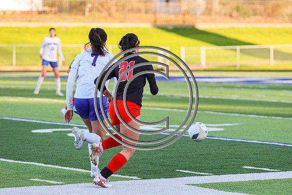 CPP_SoccerGirlV-9098