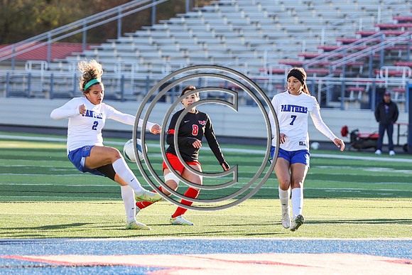 CPP_SoccerGirlV-8993