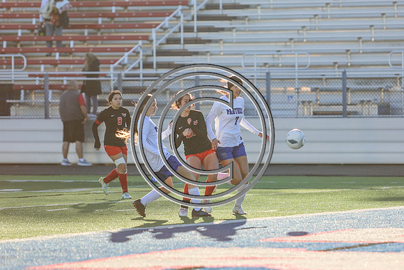 CPP_SoccerGirlV-9002
