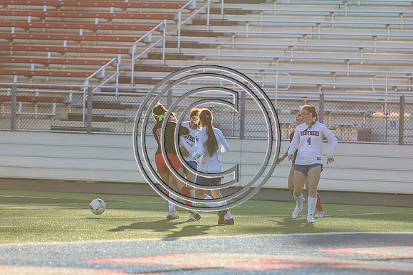 CPP_SoccerGirlV-9013