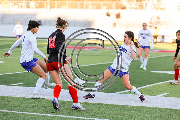 CPP_SoccerGirlV-9088