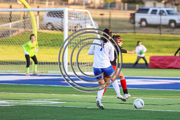 CPP_SoccerGirlV-9101