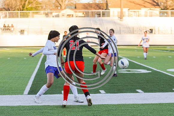 CPP_SoccerGirlV-9096