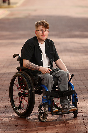 049A5601
