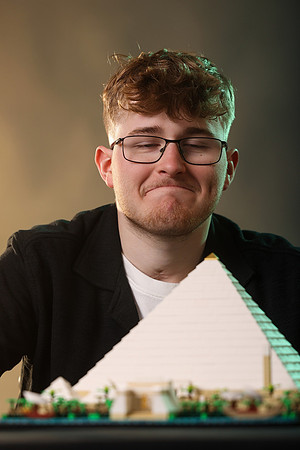 049A5818