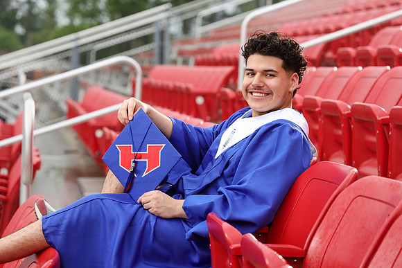 049A9819